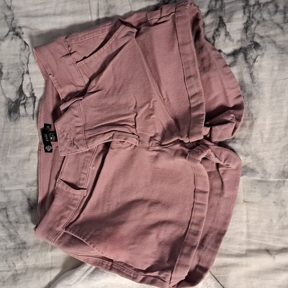 Shorts - Picture 1 of 1